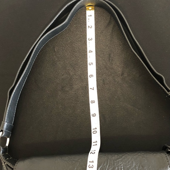 VALENTINO by Serendipity Valentino Crossbody - Picture 4 of 13